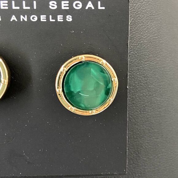 LAUNDRY by Shelli Segal Gold Emerald Green Round Clip Earrings - Picture 2 of 4